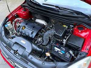 KIA CEED / 1 OMANIK / AVARIIVABA / ÜV 06.2026 (6 foto / 15)