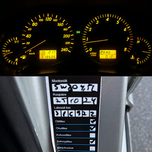 TOYOTA AVENSIS / 1.8 95кВ БЕНЗИН / АВТОМАТ (14 фото из 15)