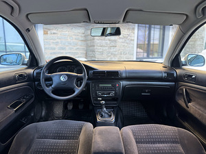 VOLKSWAGEN PASSAT B5.5 / VELUUR / REG MAKSTUD / ÜV 02.2027 (10 foto / 15)