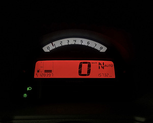 CITROEN C2 VTR / AUTOMAAT / AVARIIVABA / ÜV 07.2027 (15 foto / 15)