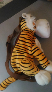 Игрушка-рюкзачок Тигра