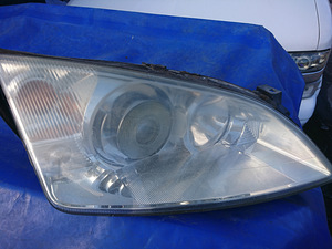 Ford mondeo 2004a Xenon originaal esituled (4 foto / 5)