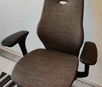 Шведский офисный стул