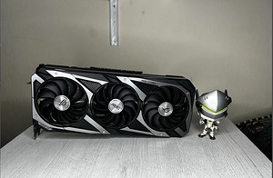 Asus Rog Strix 3090 (4 фото из 4)
