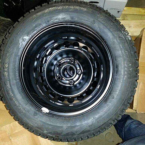 Продам резину в месте с дисками 195/65r15 bridgestone blizza (3 фото из 8)