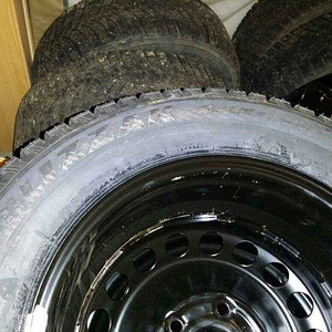 Продам резину в месте с дисками 195/65r15 bridgestone blizza (4 фото из 8)