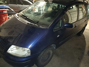 VOLKSWAGEN SHARAN 1.8 Turbo 110kw automat 2002год (1 фото из 10)