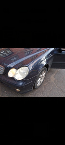 MERCEDES-BENZ mb w203 C200 CDI 2007a 2.2 90kw (2 foto / 15)