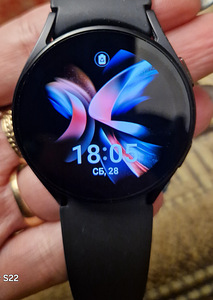 Samsung watch 5 LTE 40mm black (1 foto / 1)
