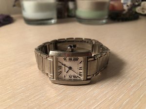 Cartier stiilis käekell sapfiiriga (3 foto / 4)