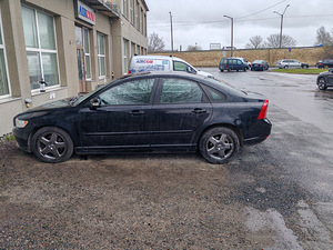 Volvo s40 (3 фото из 5)