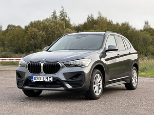 BMW X1 sDrive 18i (1 foto / 15)