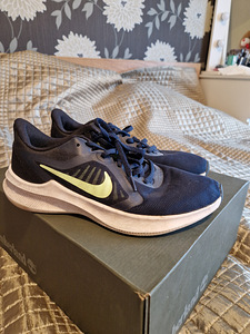 Обувь для мальчиков Nike (2 фото из 3)
