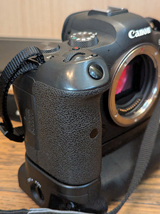 Canon R6 (5 фото из 5)