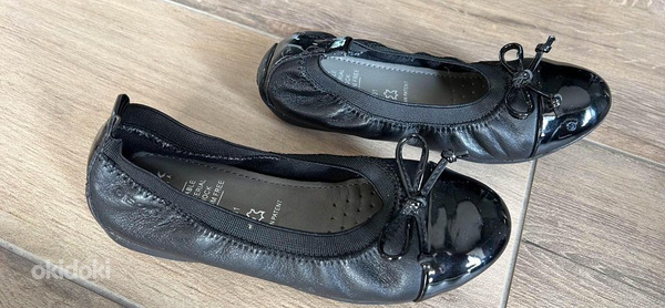 Черные туфли Geox размер 31 (фото #2)