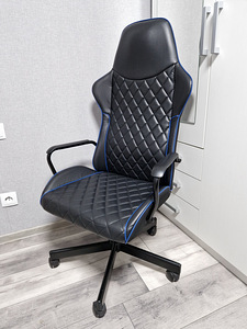 Кресло IKEA UTESPELARE