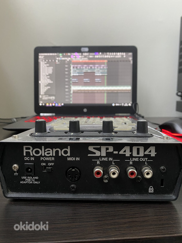Roland SP 404 (foto #2)