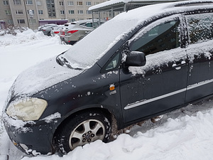 Müüa Toyota Avensis-Verso (2 foto / 5)