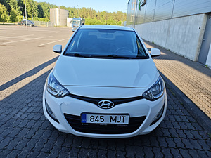 Hyundai I20 2012 (5 foto / 13)