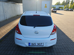 Hyundai I20 2012 (6 foto / 13)