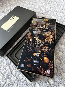 Samsung Galaxy S24 Ultra 512GB (2 foto / 3)