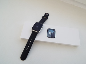 Apple watch series 9 GPS 45MM (2 foto / 2)