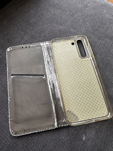 Продается Samsung S21 5G 256 ГБ (5 фото из 6)