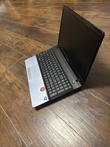 Müüa sülearvuti Samsung 300E Kanadast (2 foto / 4)