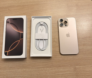 iPhone 16 Pro Max, 256 ГБ (1 фото из 3)