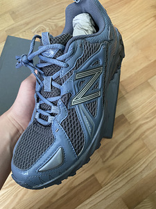 New balance 610 42.5 - 80€ new, box damaged a little (4 foto / 4)