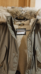 Calvin Klein talveparka suurus S/M (2 foto / 7)