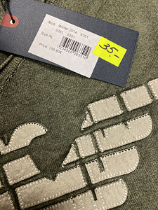 Armani мужские джемпера (9 фото из 9)