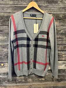 Burberry, Moncler, Hugo Boss, Tommy meeste kampsunid (1 foto / 10)