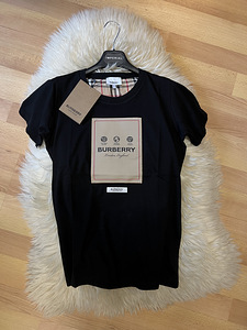 Burberry футболки (4 фото из 10)