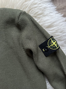 Stone Island джемпера, футболки (10 фото из 10)