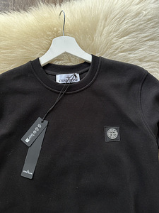 Stone Island кофта (5 фото из 9)
