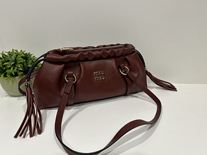 MiuMiu сумки (4 фото из 5)