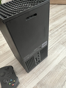 Xbox series X (3 foto / 3)