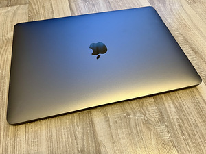 Macbook air 2020 (3 foto / 7)
