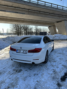 BMW 520d-xdrive g30 (5 foto / 10)