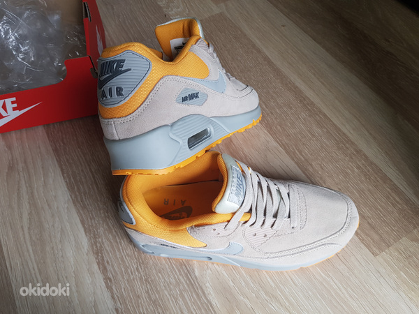 Nike Air Max 90 Leather tossud, suurus 40