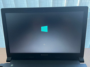 Игровой ноутбук Lenovo (2 фото из 5)