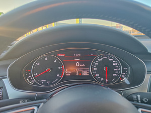 AUDI A6 QUATTRO АВТОМАТ (4 фото из 9)