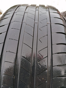 Toyota R16 205 55 (3 foto / 5)