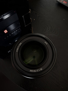 SONY FE 50mm 1.2 GM (SEL50F12GM) (2 foto / 3)