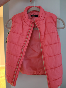 Vest (1 foto / 3)