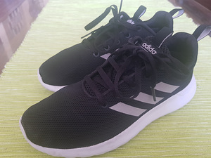 Tossud *Adidas* R-36 (sisetald-23cm) (1 foto / 3)