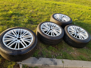 Литые диски*Аudi,VW,SEAT*R17(резин.235/65 R17) (2 фото из 5)