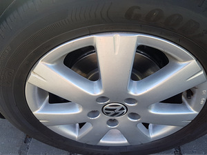 VW JETTA 1.6(75kw)2009. (13 foto / 14)