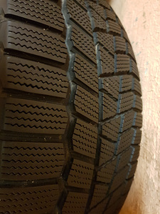 *Mersedes Benz*R16 + kummi*M+S*(6-8mm) (3 foto / 7)